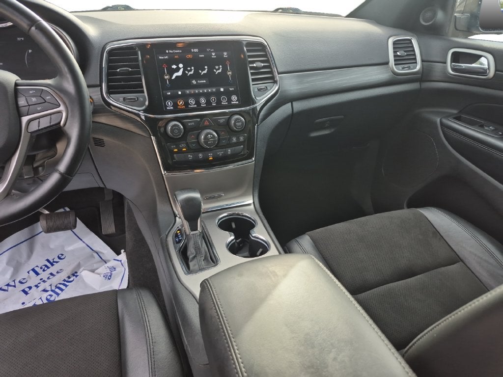 2021 Jeep Grand Cherokee Laredo X 4x4