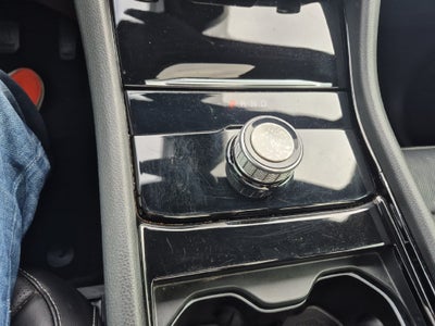 2023 Jeep Grand Cherokee Overland 4x2