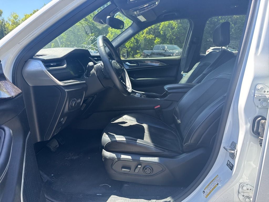 2022 Jeep Grand Cherokee L Altitude