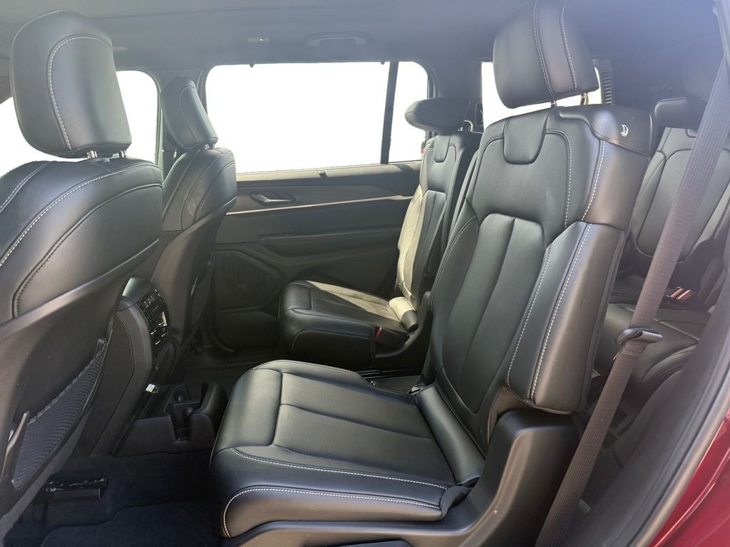 2025 Jeep Grand Cherokee L Limited 4x4