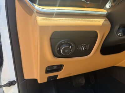 2024 Jeep Grand Cherokee L Summit Reserve 4x4