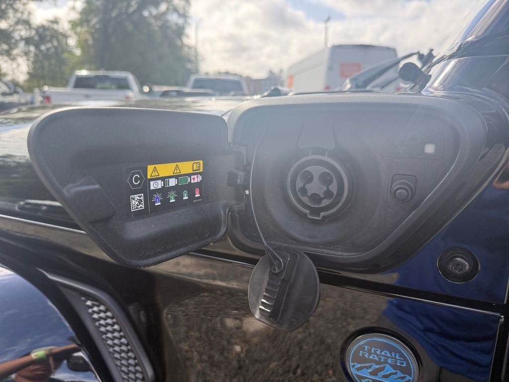 2025 Jeep Wrangler 4xe Sahara 4xe