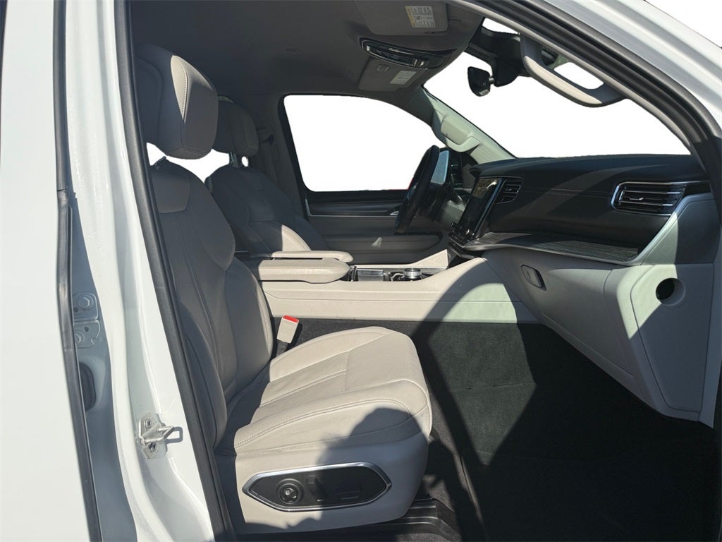 2024 Jeep Wagoneer Series II 4x2