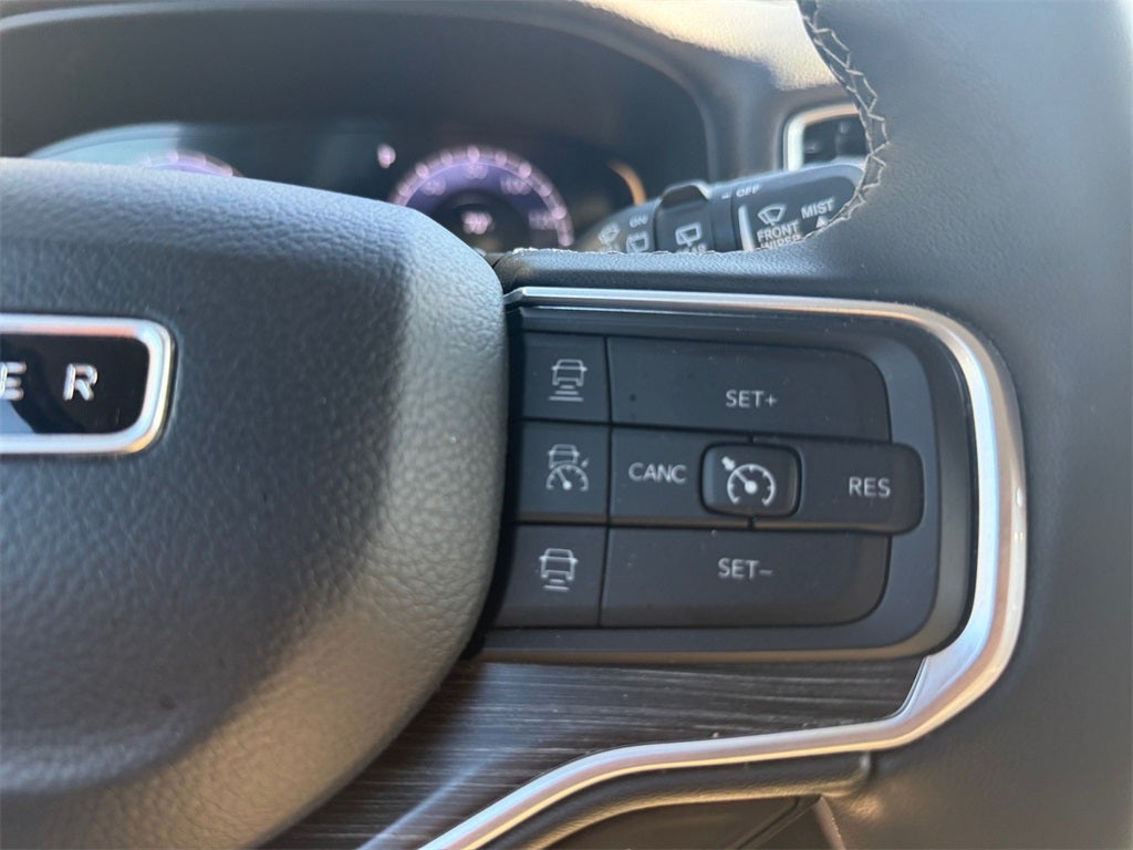 2024 Jeep Wagoneer Series II 4x2