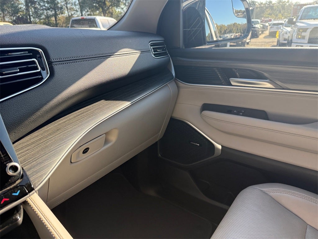 2024 Jeep Wagoneer Series II 4x2