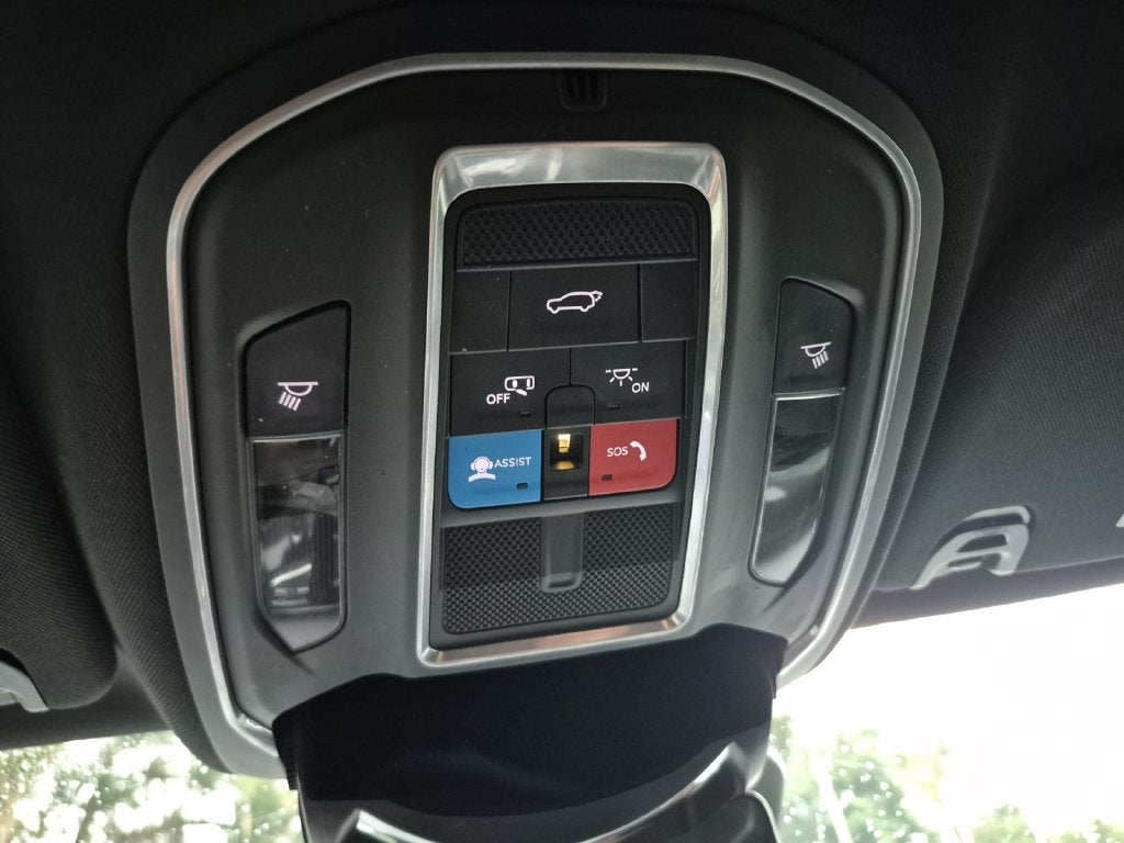 2022 Jeep Wagoneer Series II 4x2