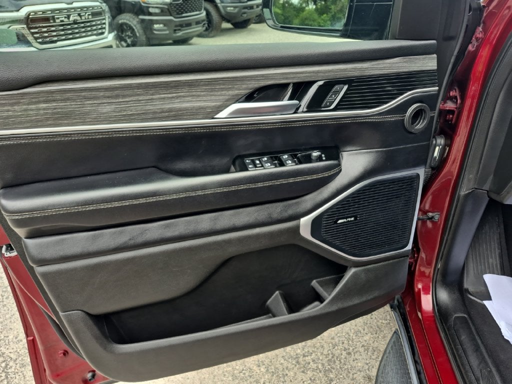 2024 Jeep Wagoneer Series II