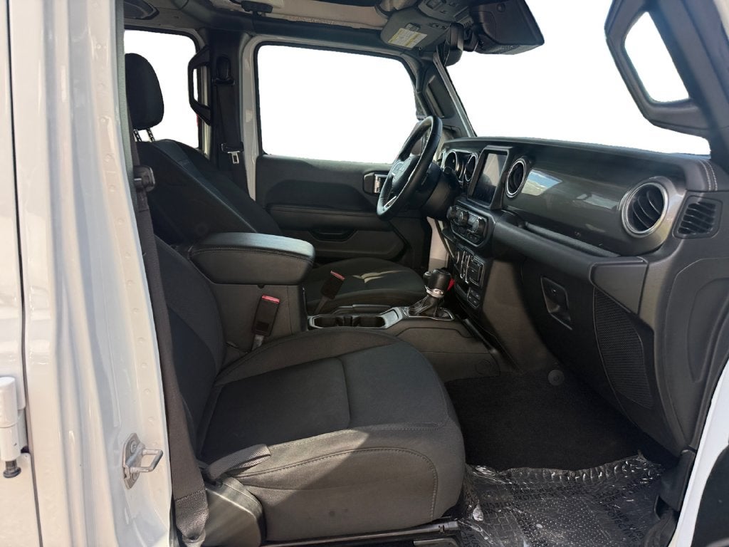 2022 Jeep Gladiator Overland 4x4