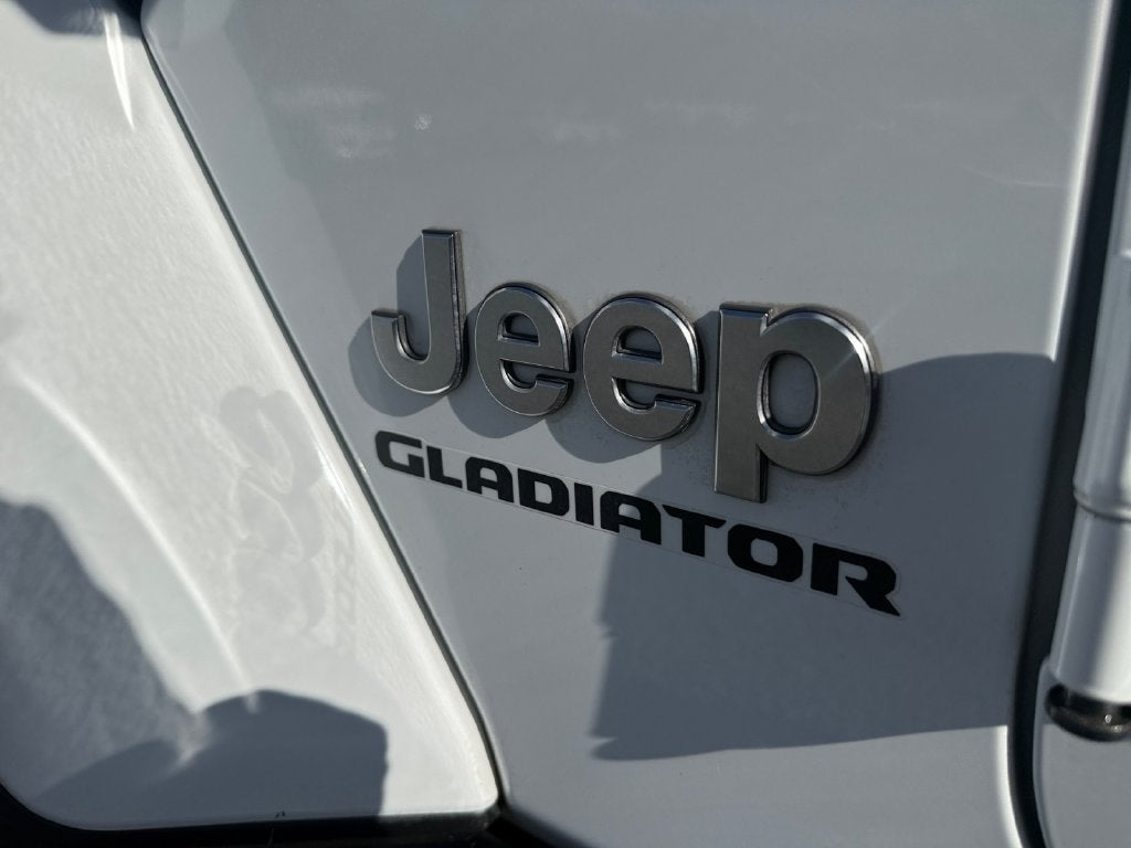 2022 Jeep Gladiator Overland 4x4