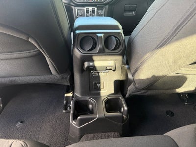 2022 Jeep Gladiator Overland 4x4