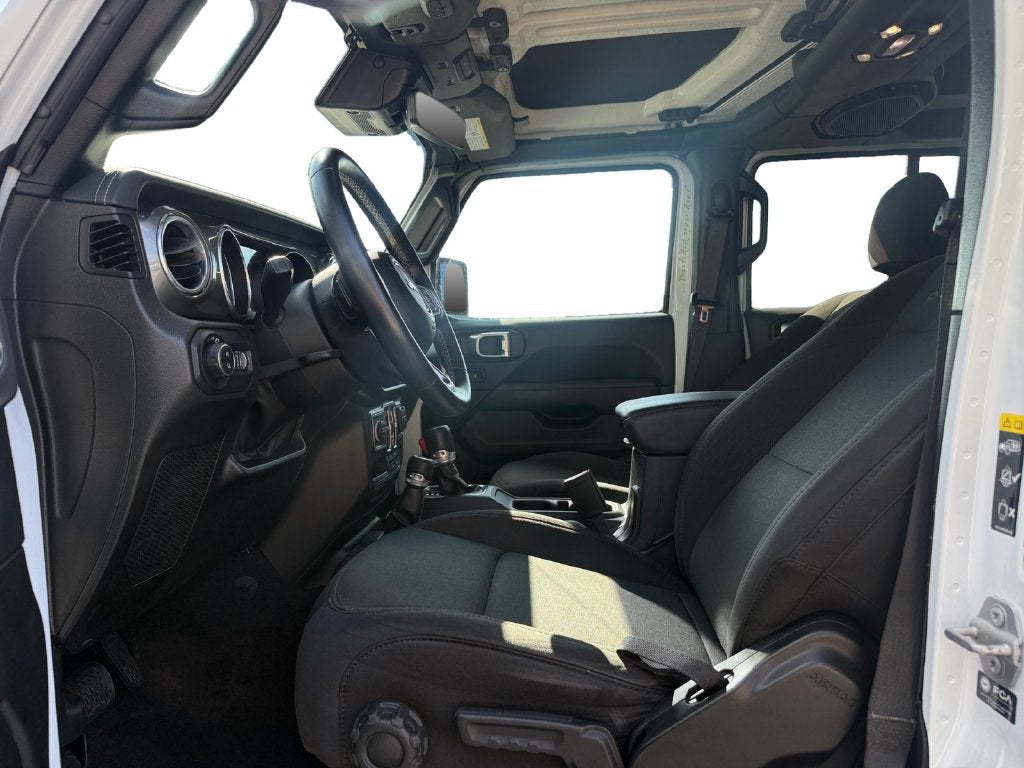 2022 Jeep Gladiator Overland 4x4