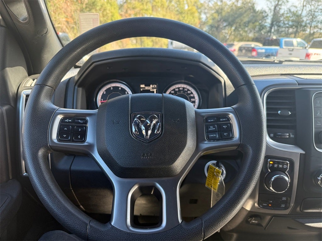 2024 RAM 1500 Classic Warlock Crew Cab 4x4 5'7' Box