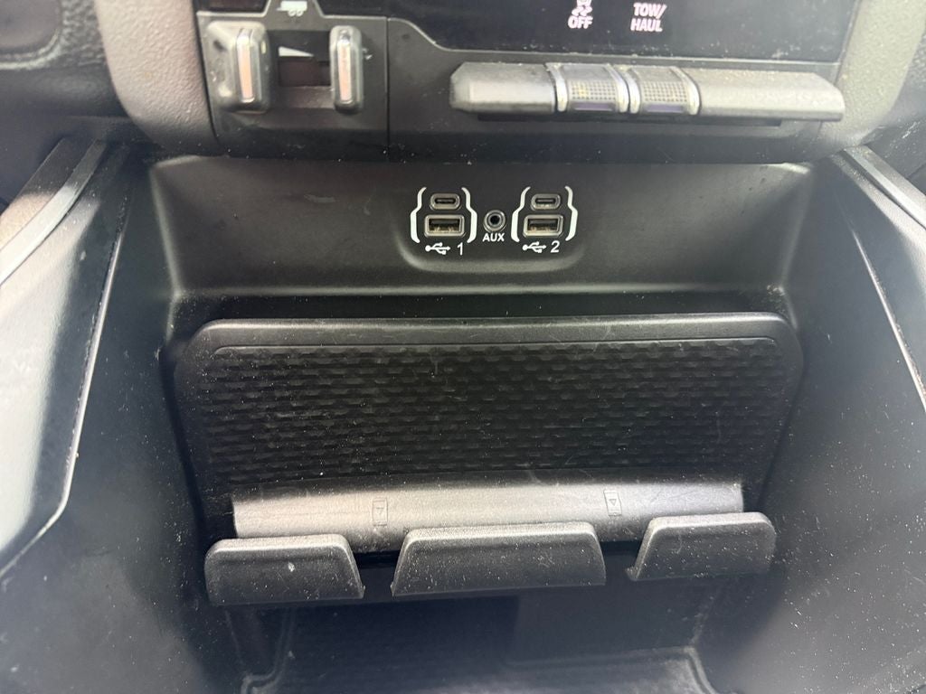 2023 RAM 1500 Big Horn Quad Cab 4x2 6'4' Box