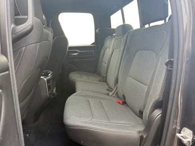 2022 RAM 1500 Big Horn Quad Cab 4x2 6'4' Box