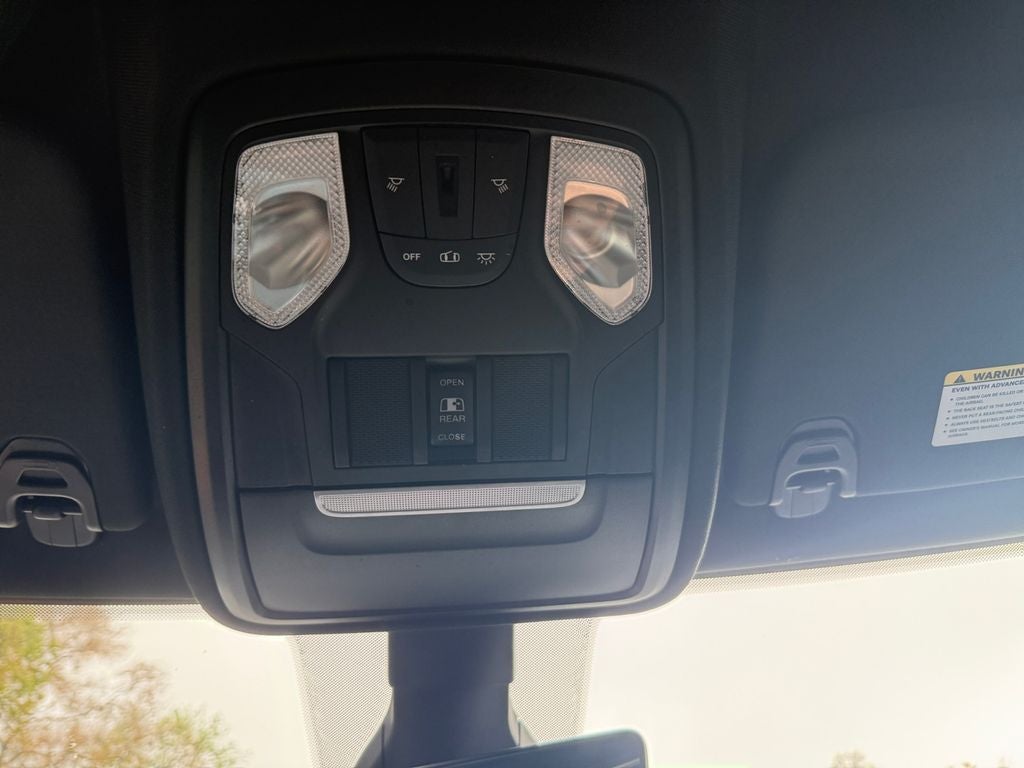 2022 RAM 1500 Big Horn Quad Cab 4x2 6'4' Box