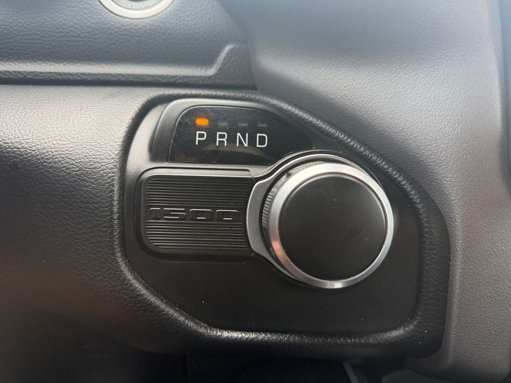 2022 RAM 1500 Big Horn Quad Cab 4x2 6'4' Box