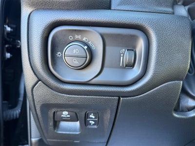 2024 RAM 1500 Big Horn Crew Cab 4x2 5'7' Box