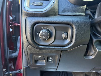 2022 RAM 1500 Big Horn Crew Cab 4x2 5'7' Box