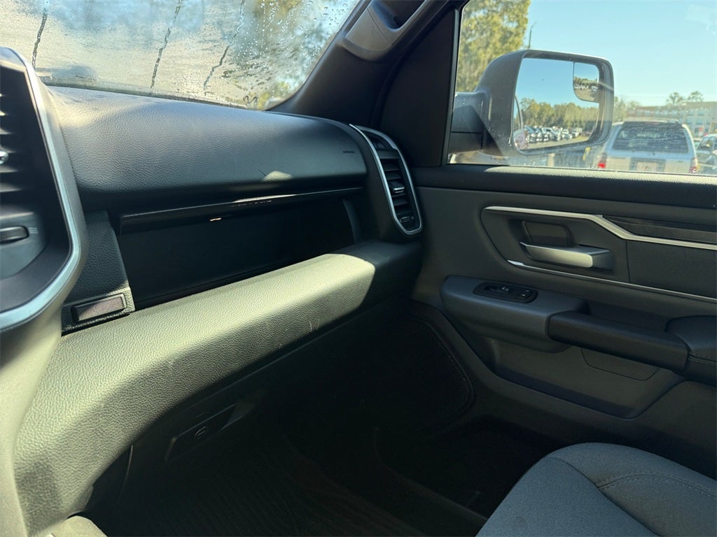 2022 RAM 1500 Big Horn Crew Cab 4x2 5'7' Box