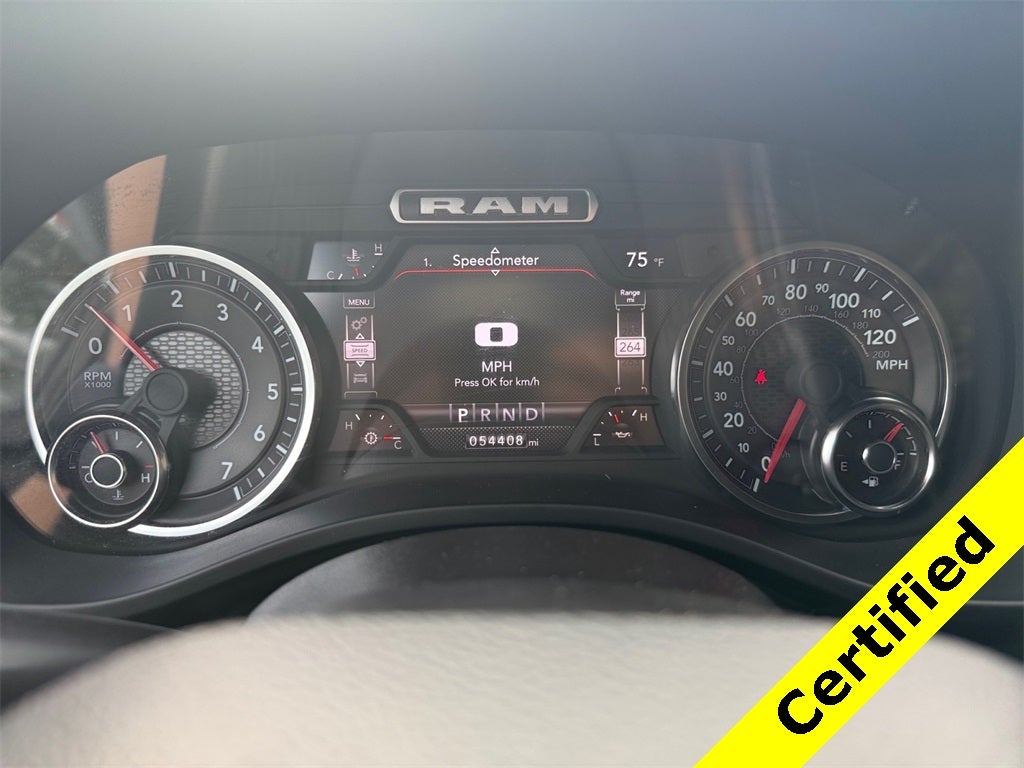 2024 RAM 1500 Laramie Crew Cab 4x2 5'7' Box