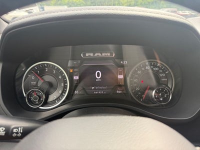 2024 RAM 1500 Laramie Crew Cab 4x2 5'7' Box