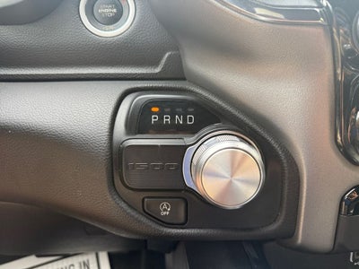 2024 RAM 1500 Laramie Crew Cab 4x2 5'7' Box