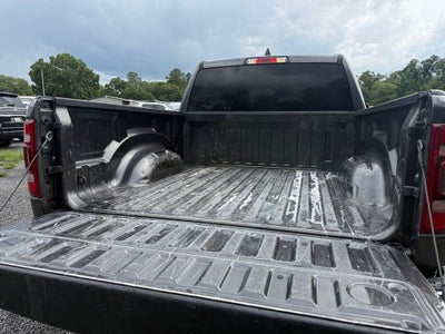2024 RAM 1500 Laramie Crew Cab 4x2 5'7' Box