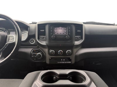 2020 RAM 1500 Big Horn Quad Cab 4x4 6'4' Box