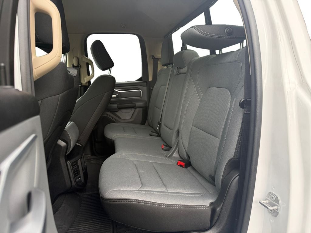 2020 RAM 1500 Big Horn Quad Cab 4x4 6'4' Box
