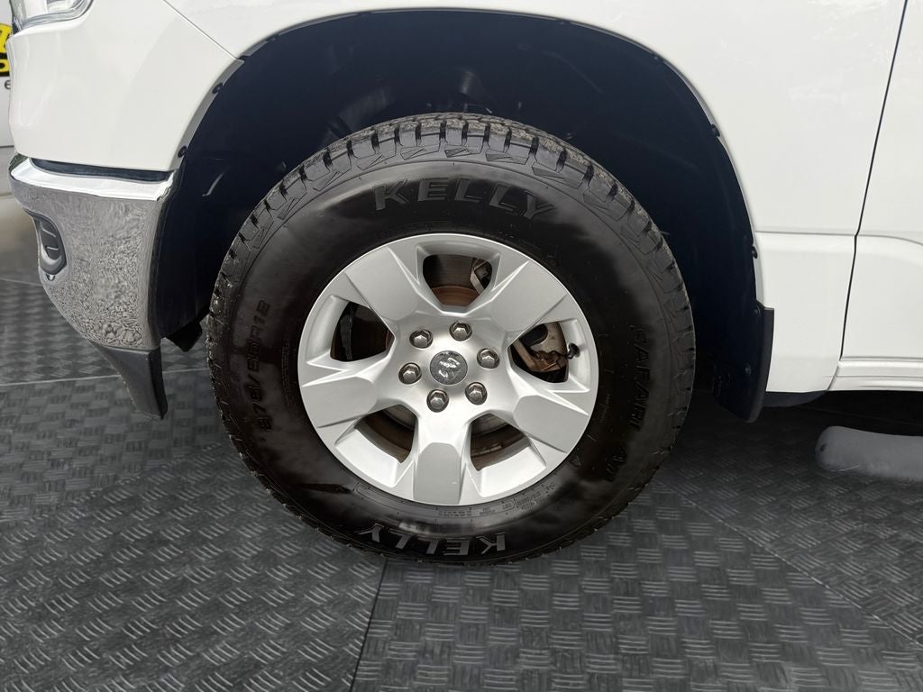 2020 RAM 1500 Big Horn Quad Cab 4x4 6'4' Box