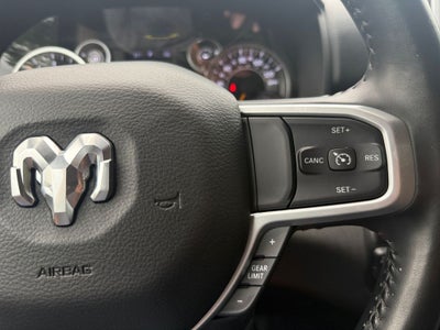 2020 RAM 1500 Big Horn Quad Cab 4x4 6'4' Box