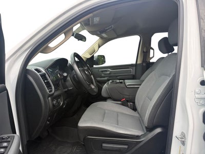 2020 RAM 1500 Big Horn Quad Cab 4x4 6'4' Box