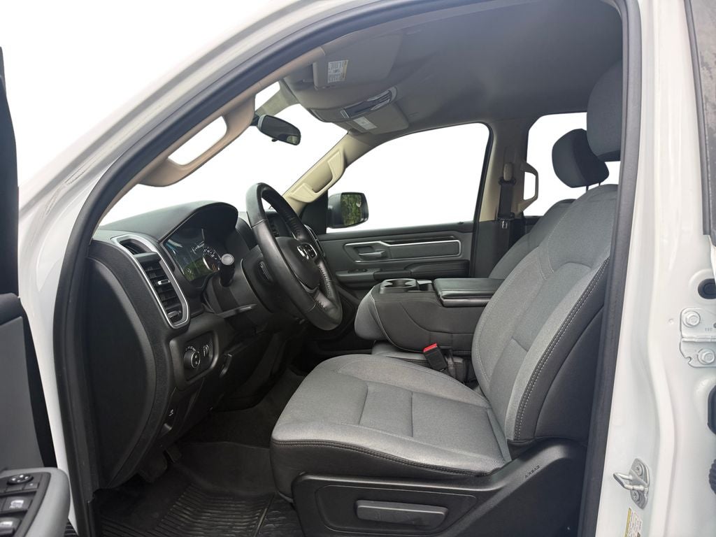 2020 RAM 1500 Big Horn Quad Cab 4x4 6'4' Box