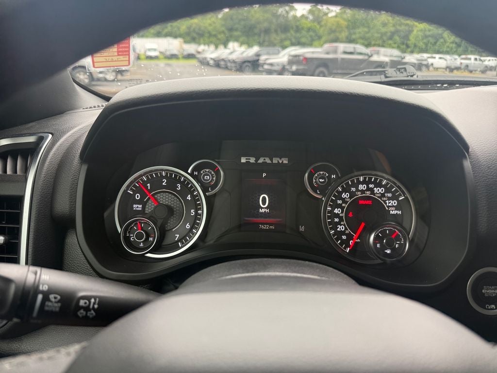 2025 RAM 1500 Big Horn Crew Cab 4x4 6'4' Box