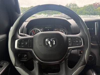 2025 RAM 1500 Big Horn Crew Cab 4x4 6'4' Box