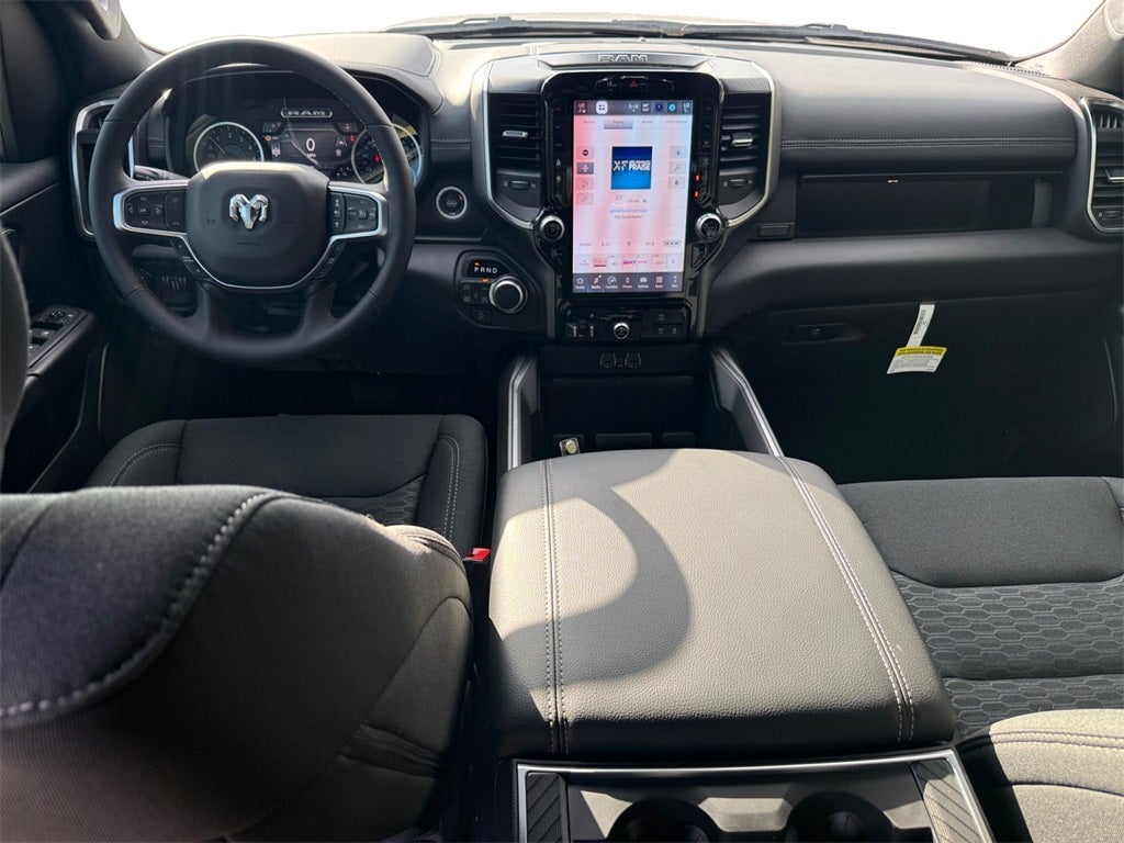 2025 RAM 1500 Big Horn Crew Cab 4x4 5'7' Box