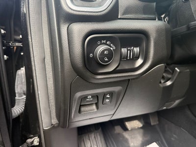 2025 RAM 1500 Big Horn Crew Cab 4x4 5'7' Box