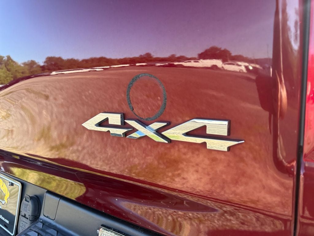 2022 RAM 1500 Big Horn Crew Cab 4x4 5'7' Box