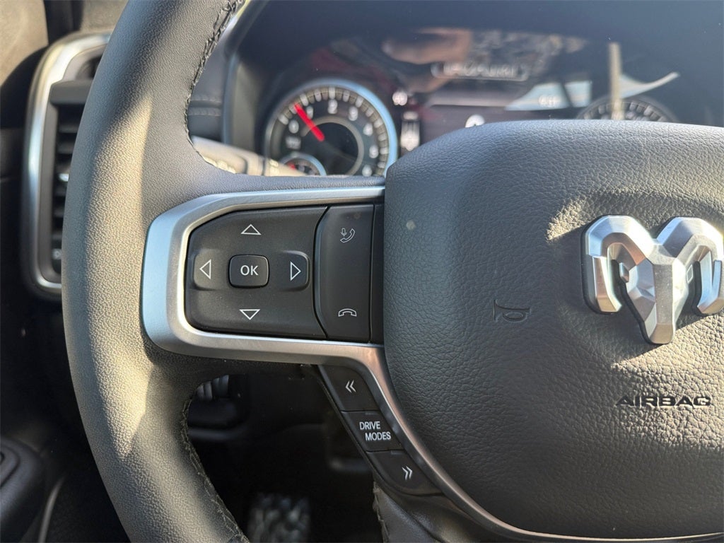 2025 RAM 1500 Big Horn Crew Cab 4x4 5'7' Box