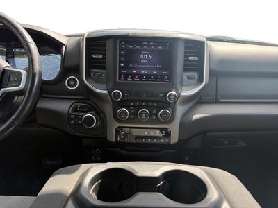 2020 RAM 1500 Big Horn Quad Cab 4x4 6'4' Box