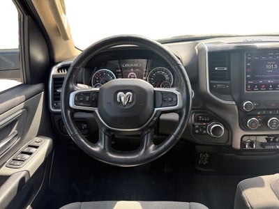 2020 RAM 1500 Big Horn Quad Cab 4x4 6'4' Box