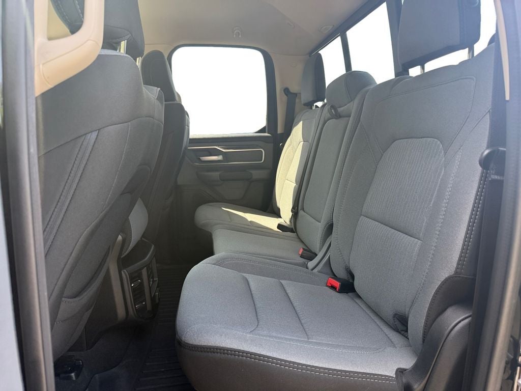 2020 RAM 1500 Big Horn Quad Cab 4x4 6'4' Box