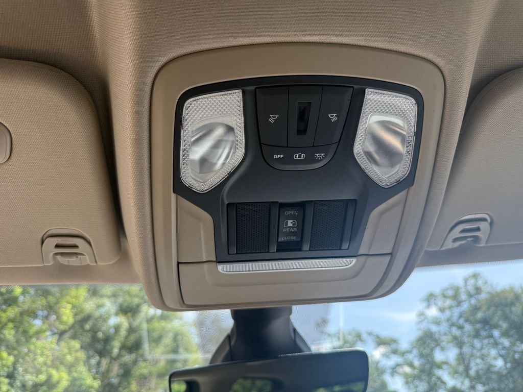 2020 RAM 1500 Big Horn Quad Cab 4x4 6'4' Box
