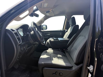 2020 RAM 1500 Big Horn Quad Cab 4x4 6'4' Box