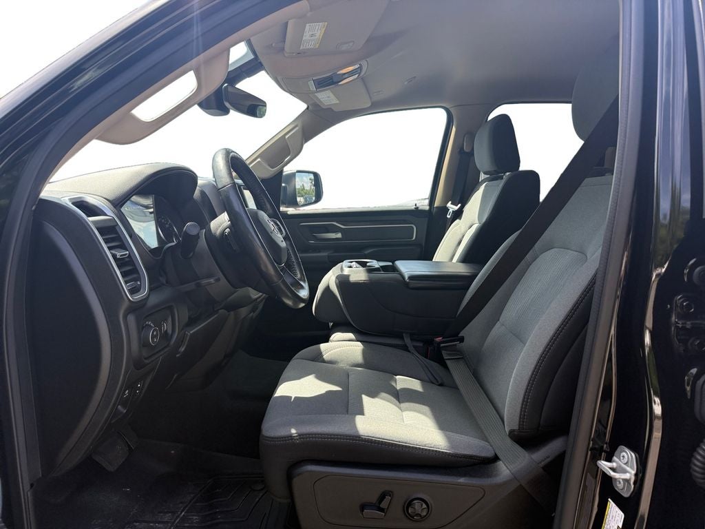 2020 RAM 1500 Big Horn Quad Cab 4x4 6'4' Box