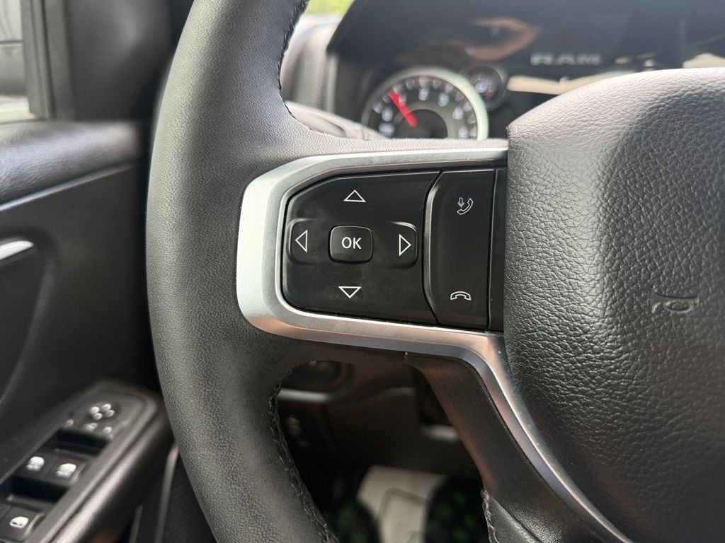 2025 RAM 1500 Big Horn Crew Cab 4x4 5'7' Box