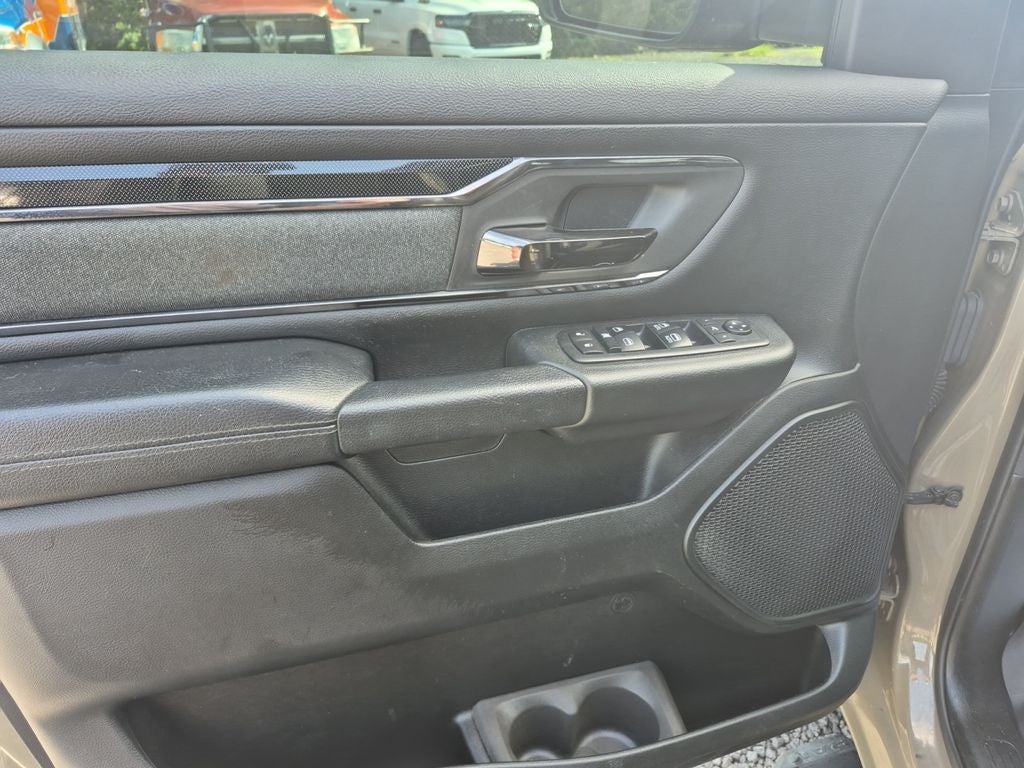 2020 RAM 1500 Big Horn Crew Cab 4x4 5'7' Box