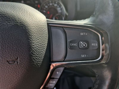 2020 RAM 1500 Big Horn Crew Cab 4x4 5'7' Box