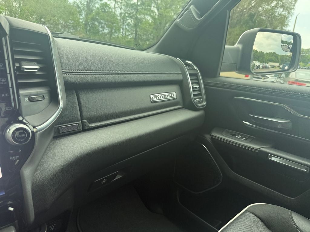 2025 RAM 1500 Laramie Crew Cab 4x4 5'7' Box