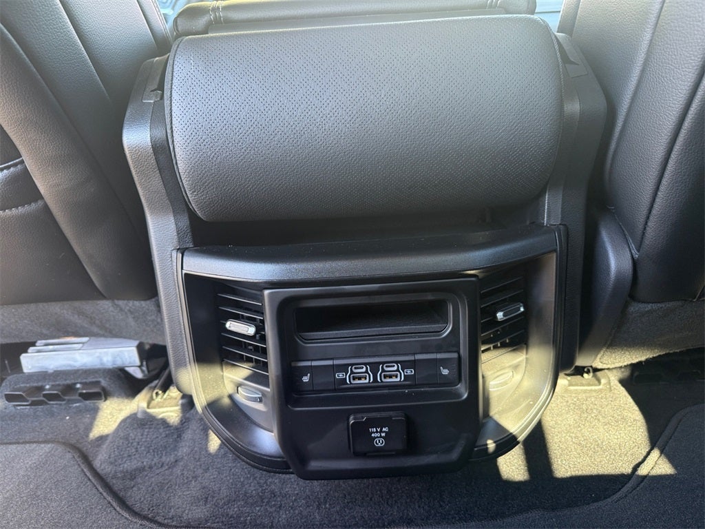 2025 RAM 1500 Laramie Crew Cab 4x4 5'7' Box